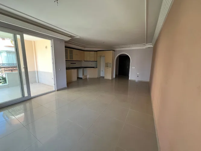 , Interior - 3