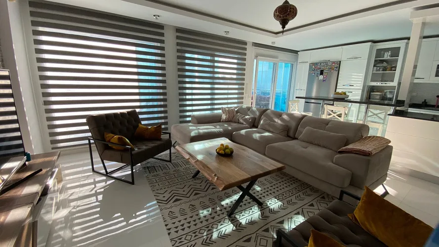 , Interior - 3
