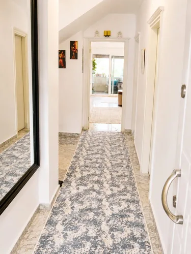 , Interior - 4