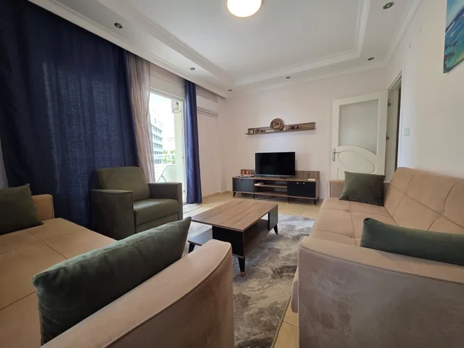 , Interior - 4