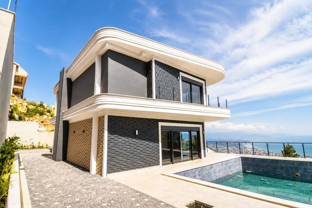 Stunning Mansion-Style Villa for Sale in Alanya Exterior - 9