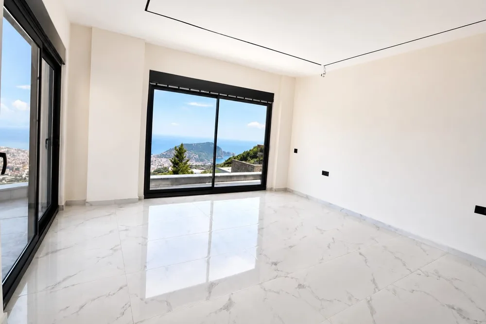 Stunning Mansion-Style Villa for Sale in Alanya Interior - 12