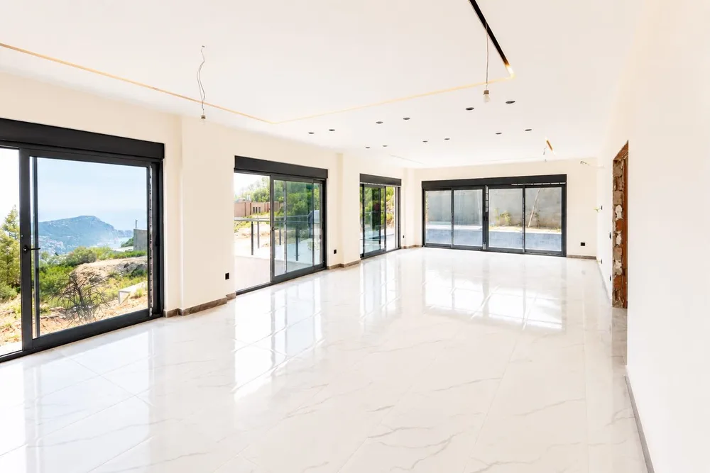 Stunning Mansion-Style Villa for Sale in Alanya Interior - 15