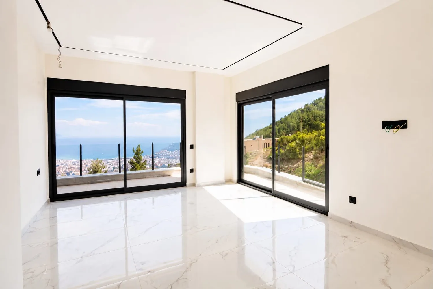 Stunning Mansion-Style Villa for Sale in Alanya Interior - 16