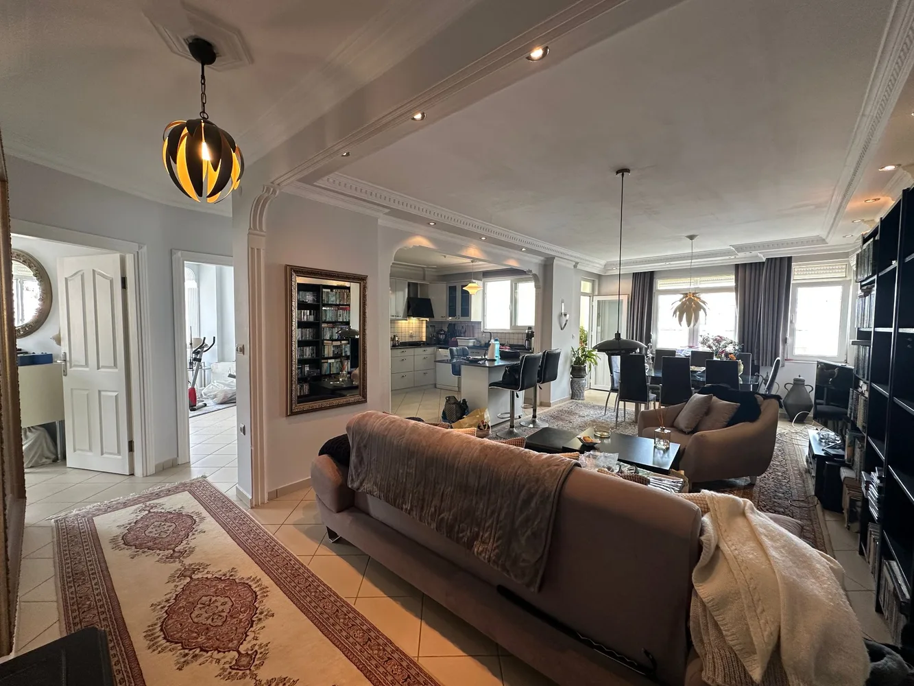 Квартира с мебелью на продажу в районе пляжа Клеопатра, Аланья Interior - 2
