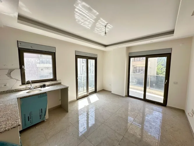 , Interior - 3