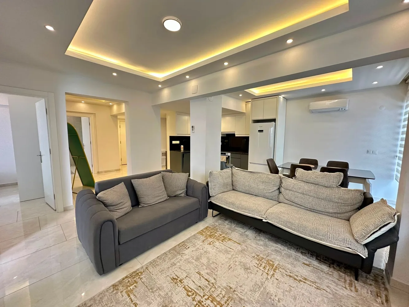 Роскошная квартира с мебелью на продажу у моря в центре Аланьи Interior - 12