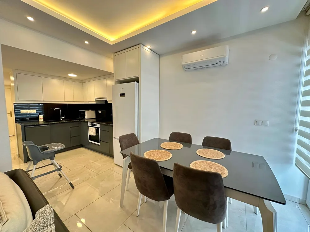 Роскошная квартира с мебелью на продажу у моря в центре Аланьи Interior - 2