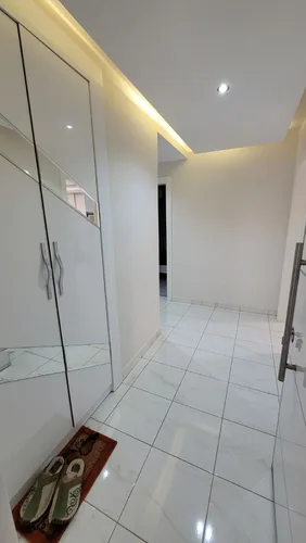 , Interior - 3