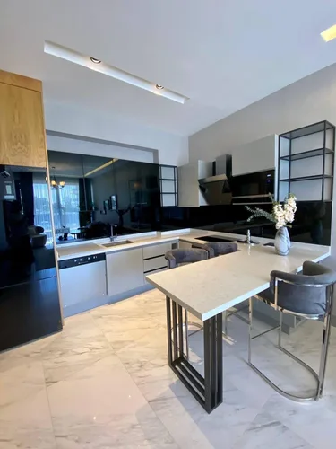 , Interior - 3