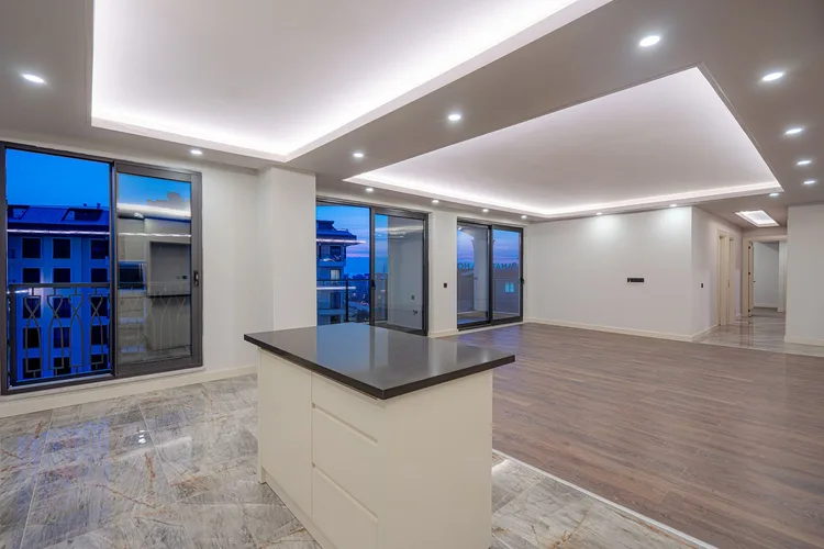 Royal Tower Residence, Interior - 4