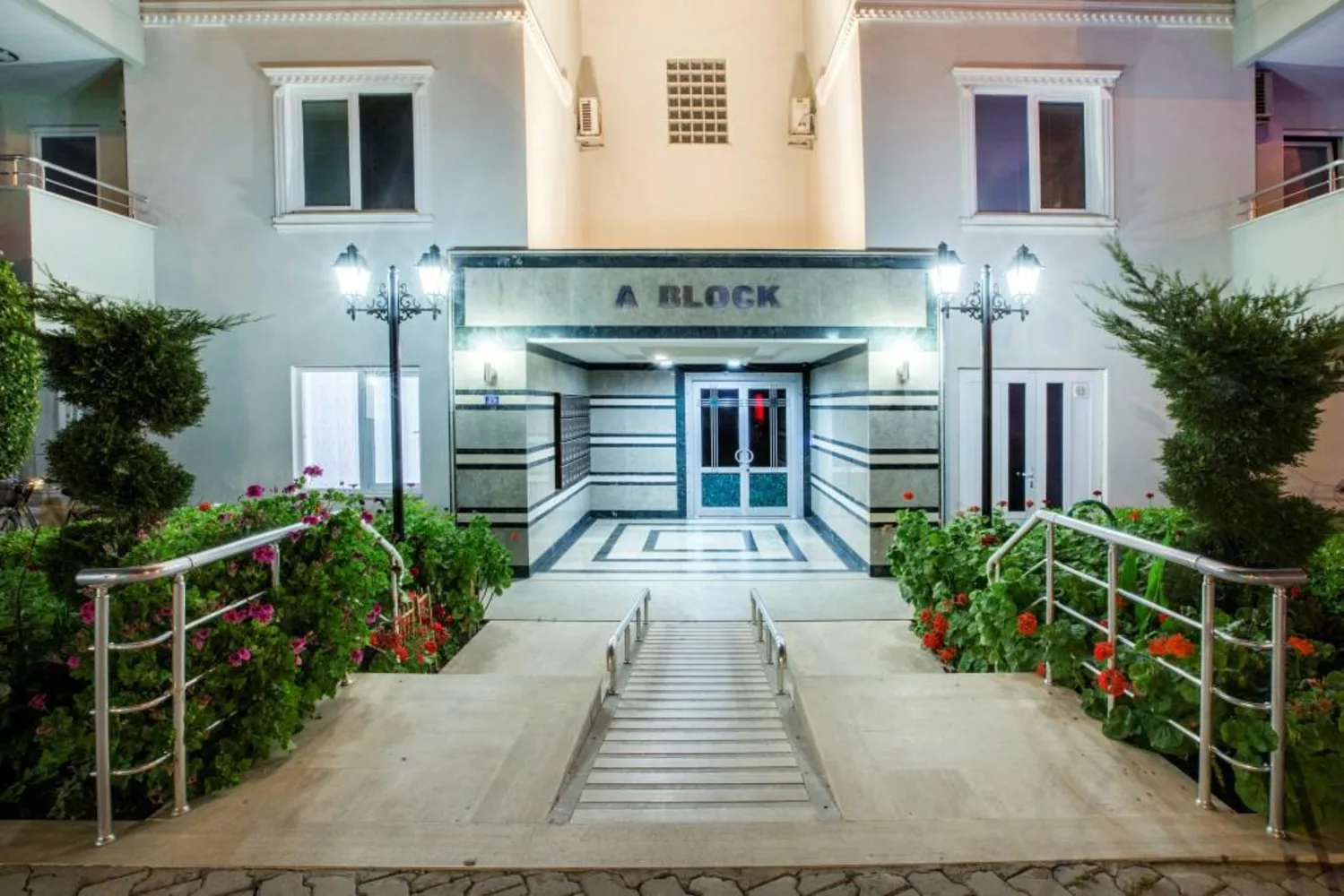 SEA STAR RESIDENCE Exterior - 49