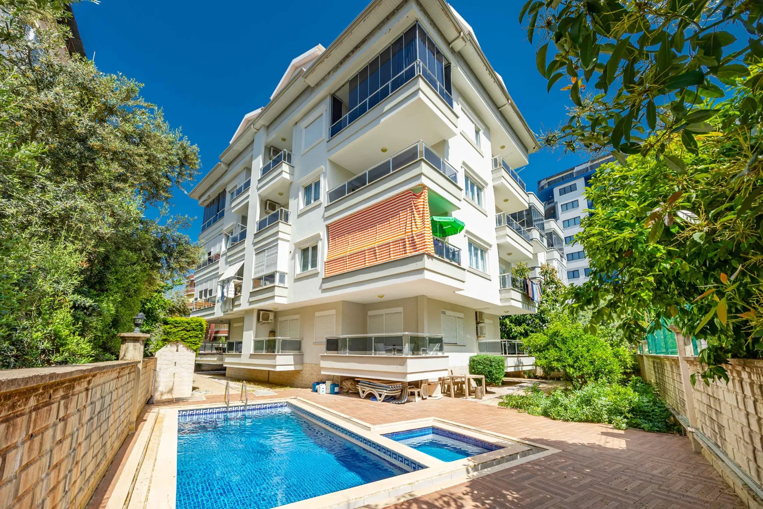 Квартира на продажу в Аланье рядом с пляжем Cleopatra Beach Exterior - 2