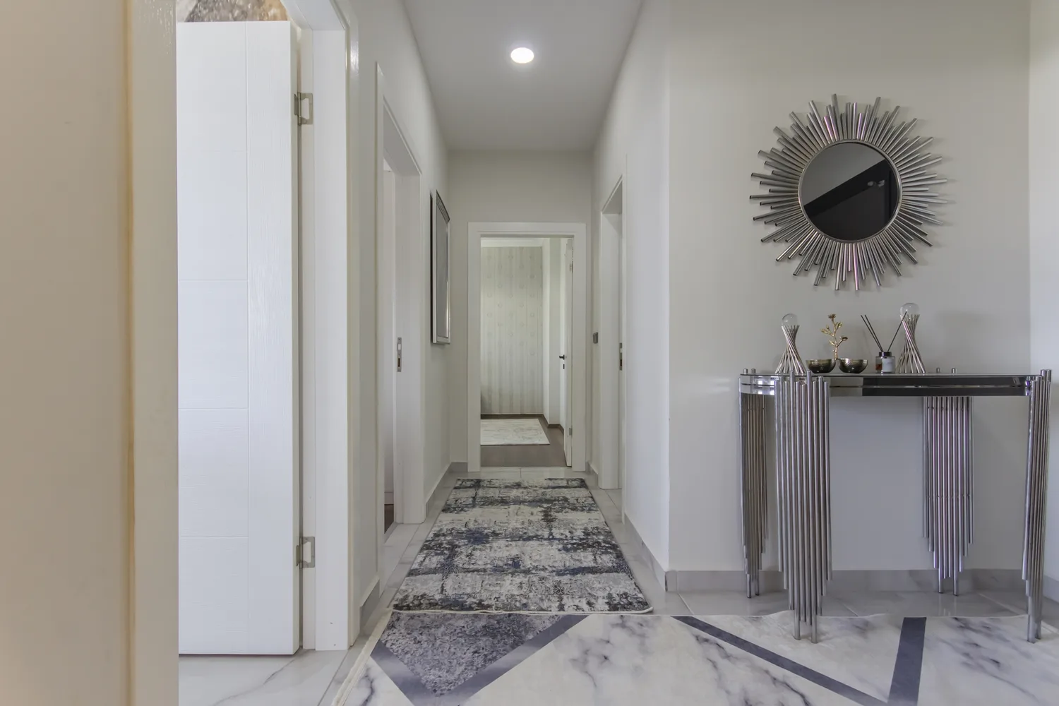 Yellow Residence Interior - 11