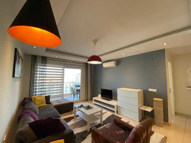 CRYSTAL GARDEN B-40, Interior - 1