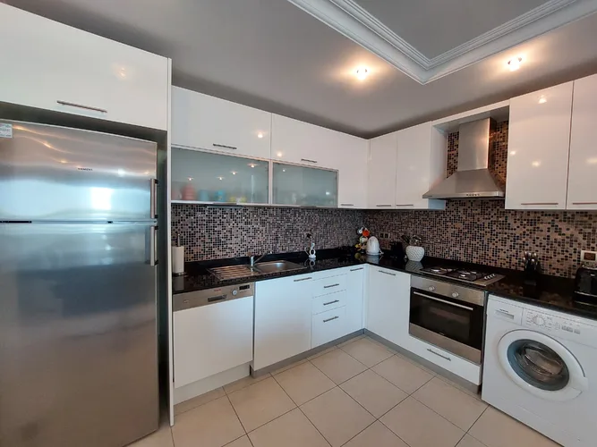OLIVE CITY, Interior - 4