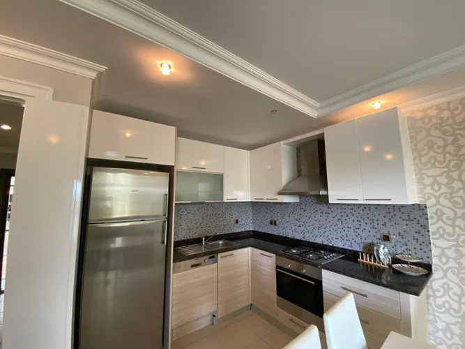 OLIVE CITY, Interior - 4