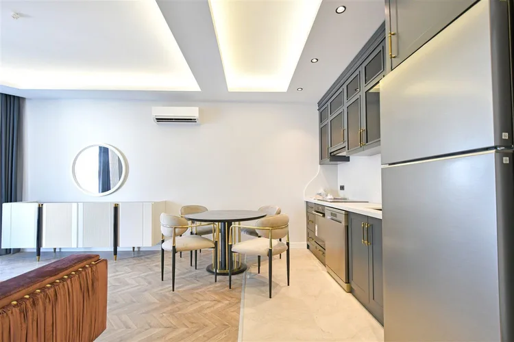 Kalan İmperium, Interior - 3