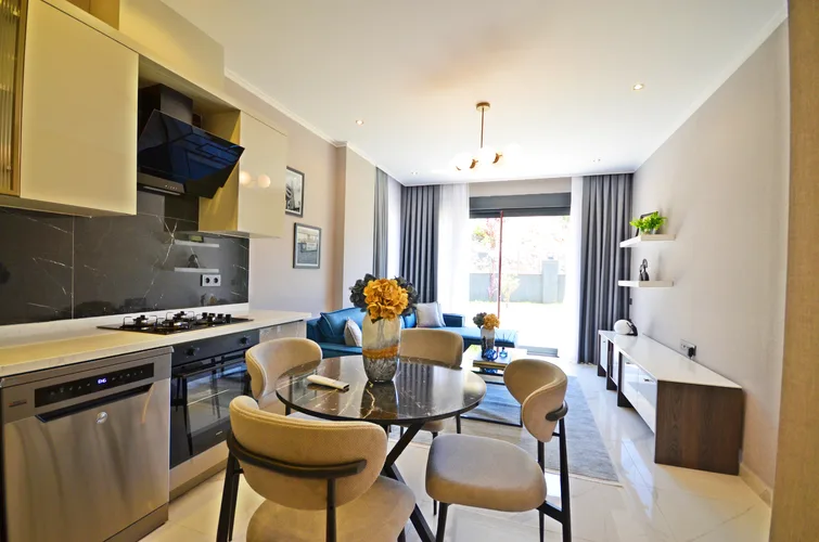 Kavi Skyland, Interior - 4