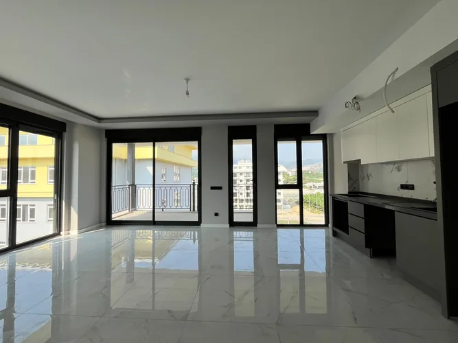 ELITE LIFE 8, Exterior - 1
