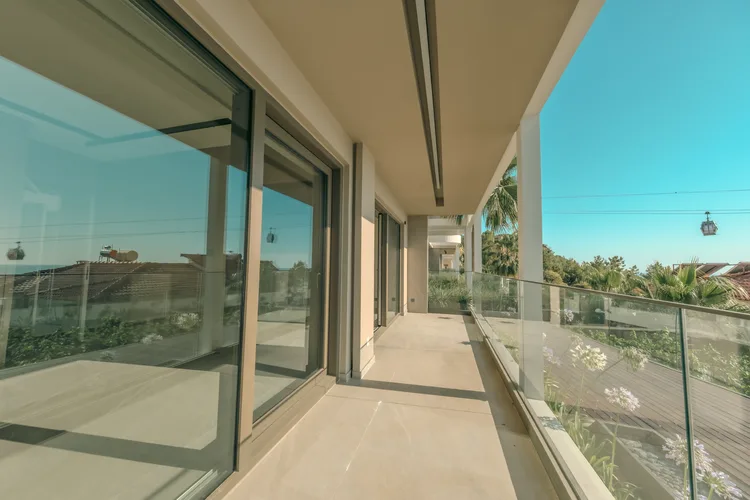 , Exterior - 3
