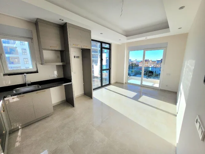 Yekta Blue 5, Exterior - 2