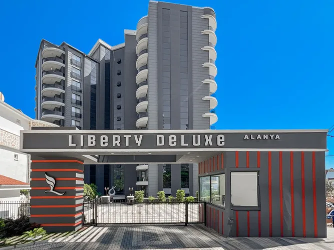 Liberty Deluxe, Exterior - 2
