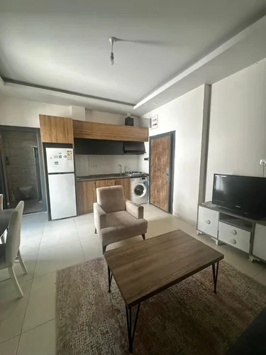 Rose 1, Interior - 2