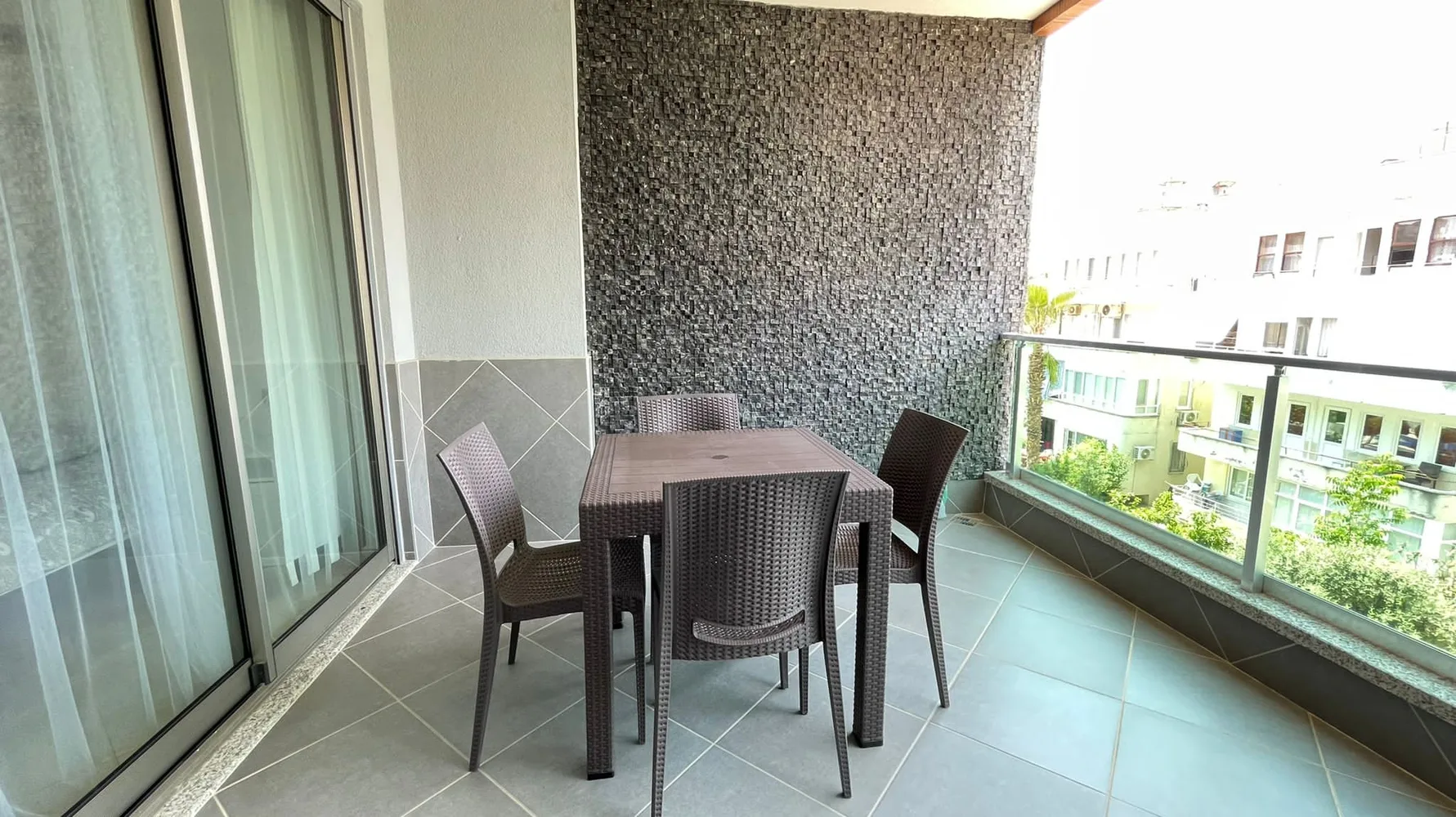 RENDA PARK RESIDENCE Exterior - 10