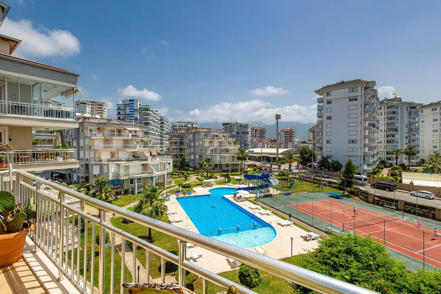 HELIOS RESIDENCE  Exterior - 22