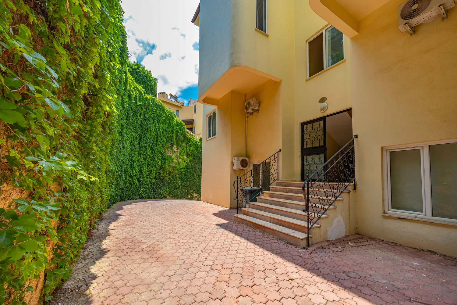 GOLD CITY Exterior - 22