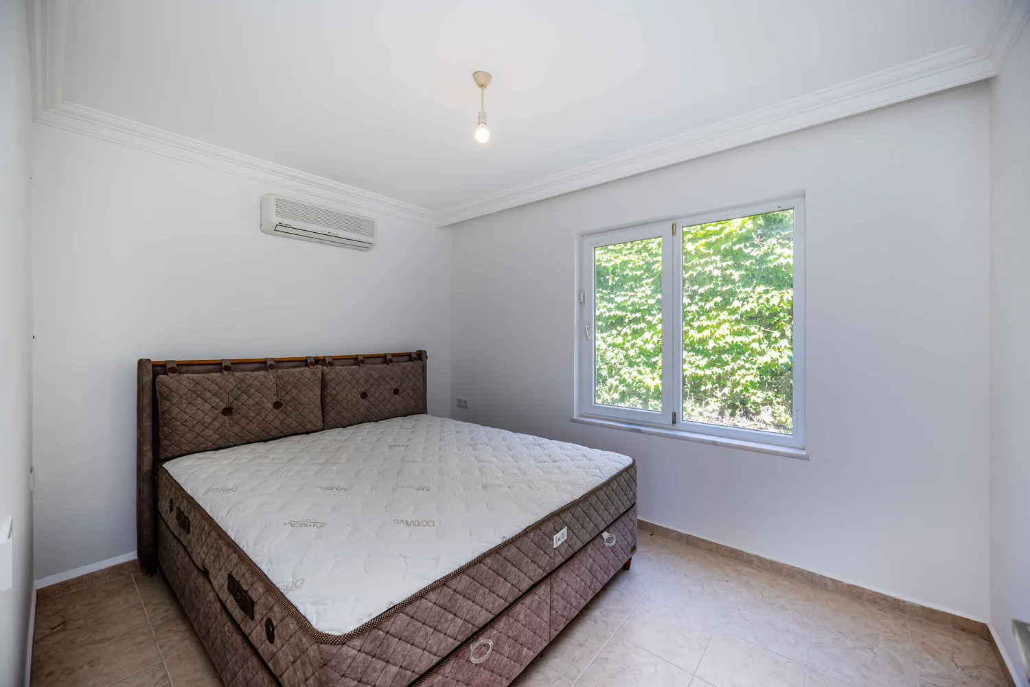 SEA VIEW 1 Interior - 11