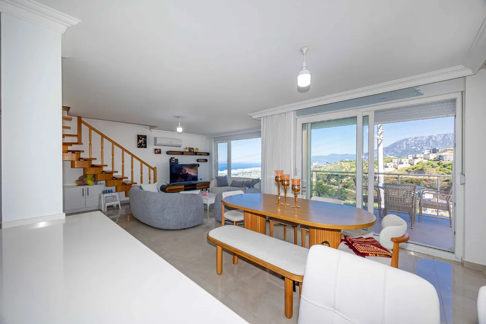 SEA VIEW 3 Interior - 8