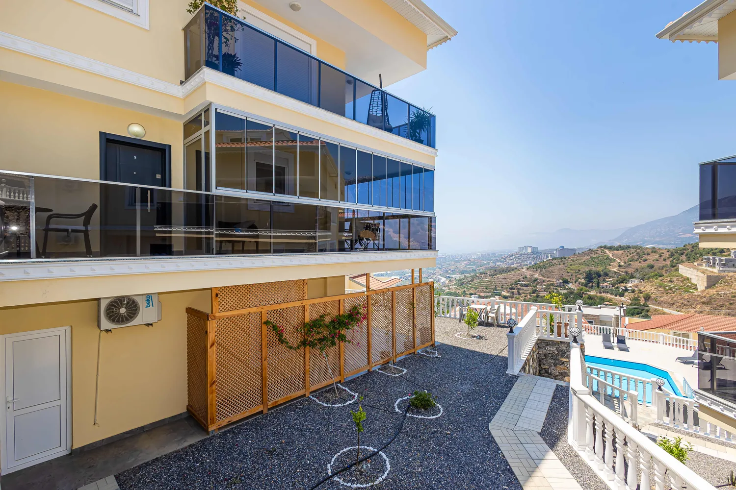 Sea View 3 Exterior - 30
