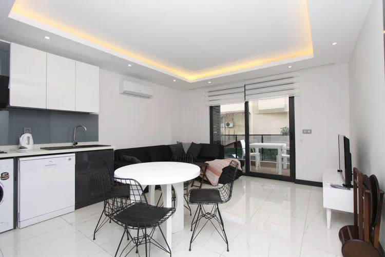 Kingdom City Residence, Interior - 4