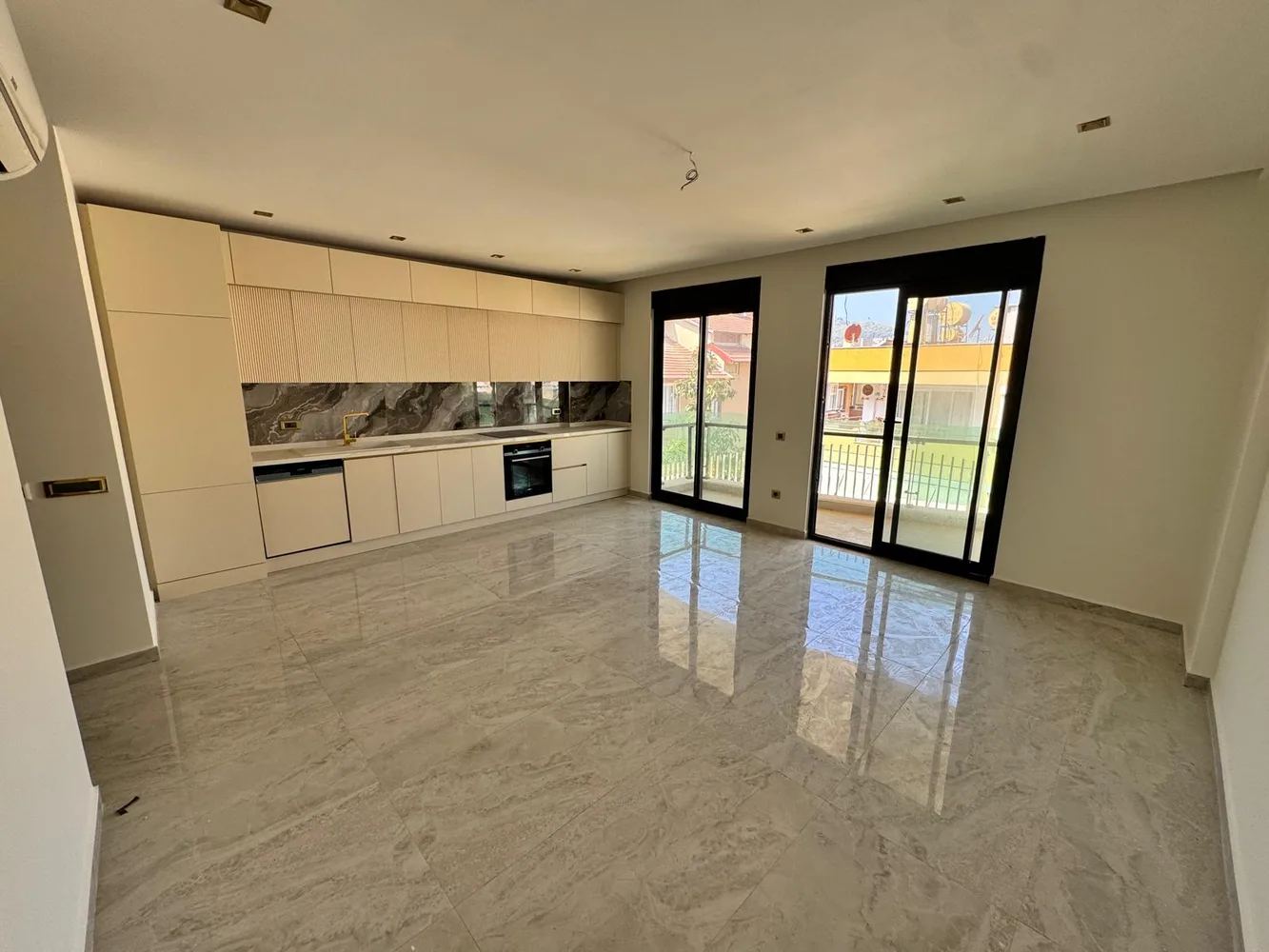 Luxury Apartment for Sale at Best Home 37 Residence in the Center of Alanya  Exterior - 3