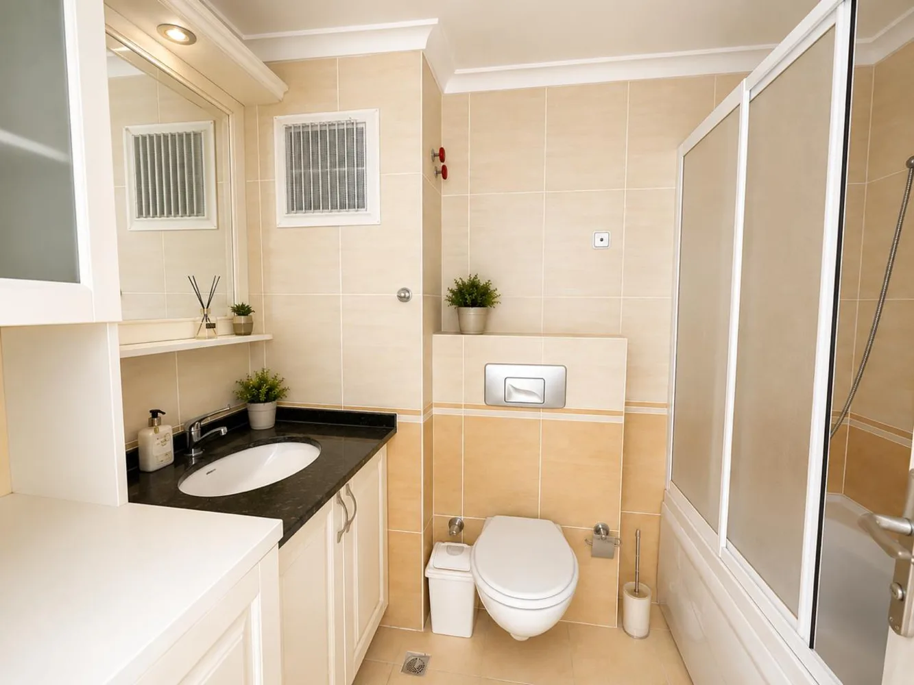 Sea View Bargain Apartment For Sale in Goldcity, Alanya Exterior - 18