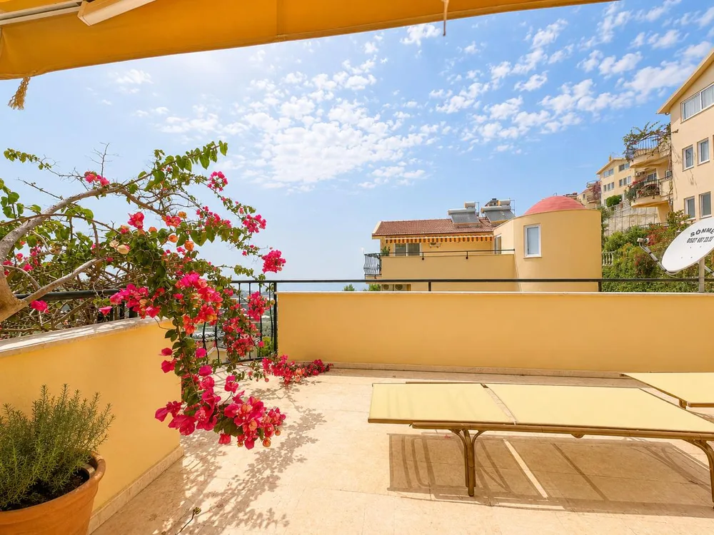 Sea View Bargain Apartment For Sale in Goldcity, Alanya Exterior - 11