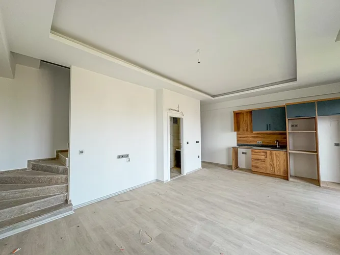 BEST LIFE 11, Interior - 3