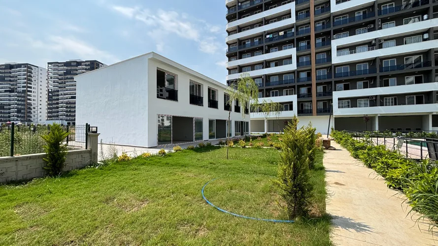 , Exterior - 1