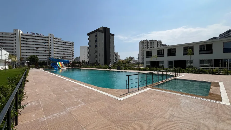 , Exterior - 2