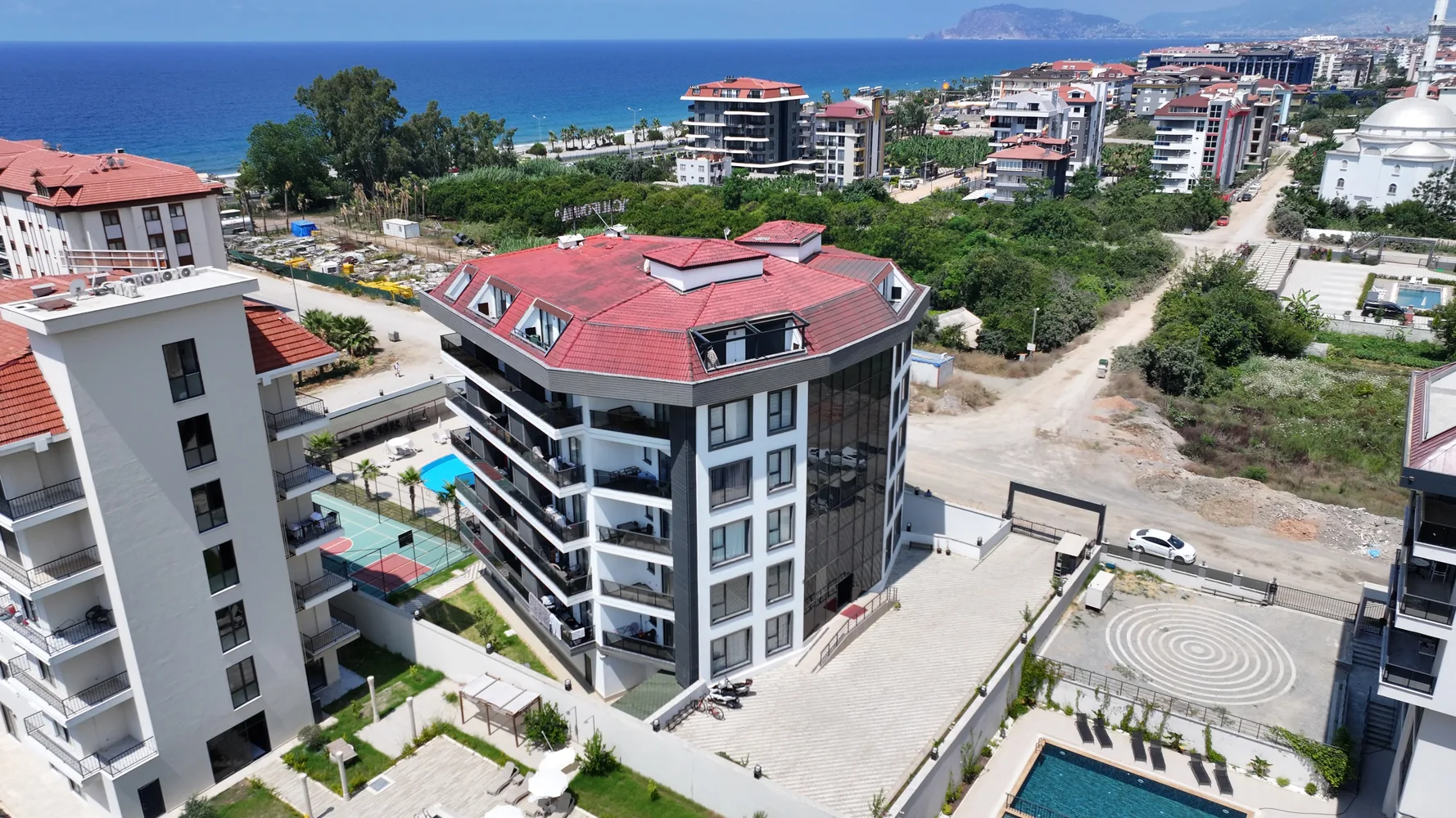 CALIFORNIA RESIDENCE  - View property