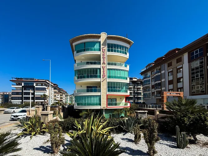 USTA VIP 2, Exterior - 2