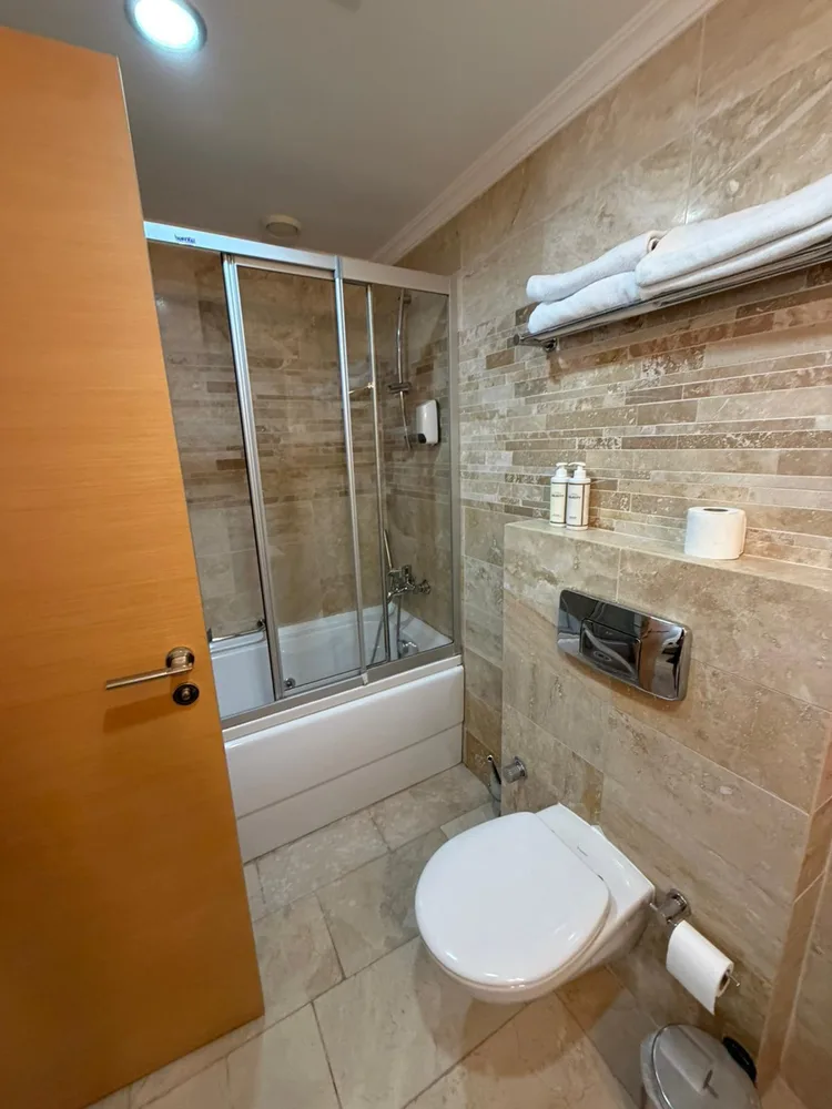 GOLD CITY  Interior - 8