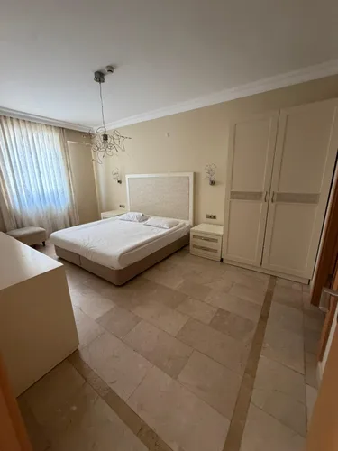 GOLD CITY , Interior - 4