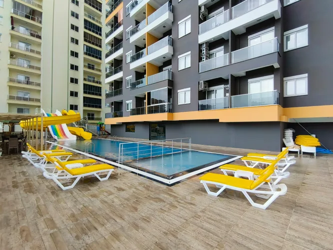 , Exterior - 3