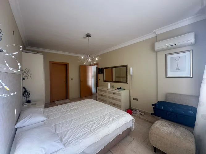 GOLD CITY, Interior - 2