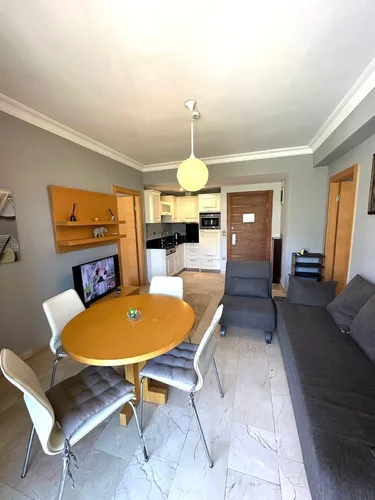 GOLD CITY , Interior - 2