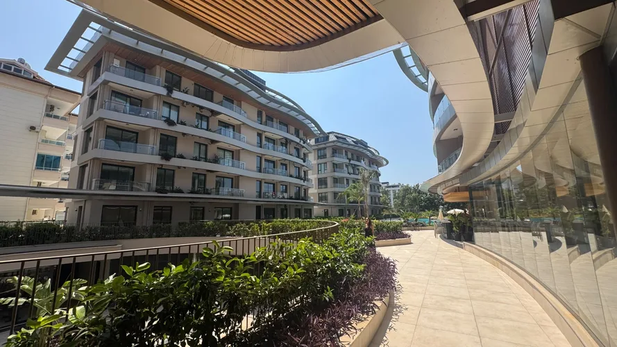, Exterior - 3