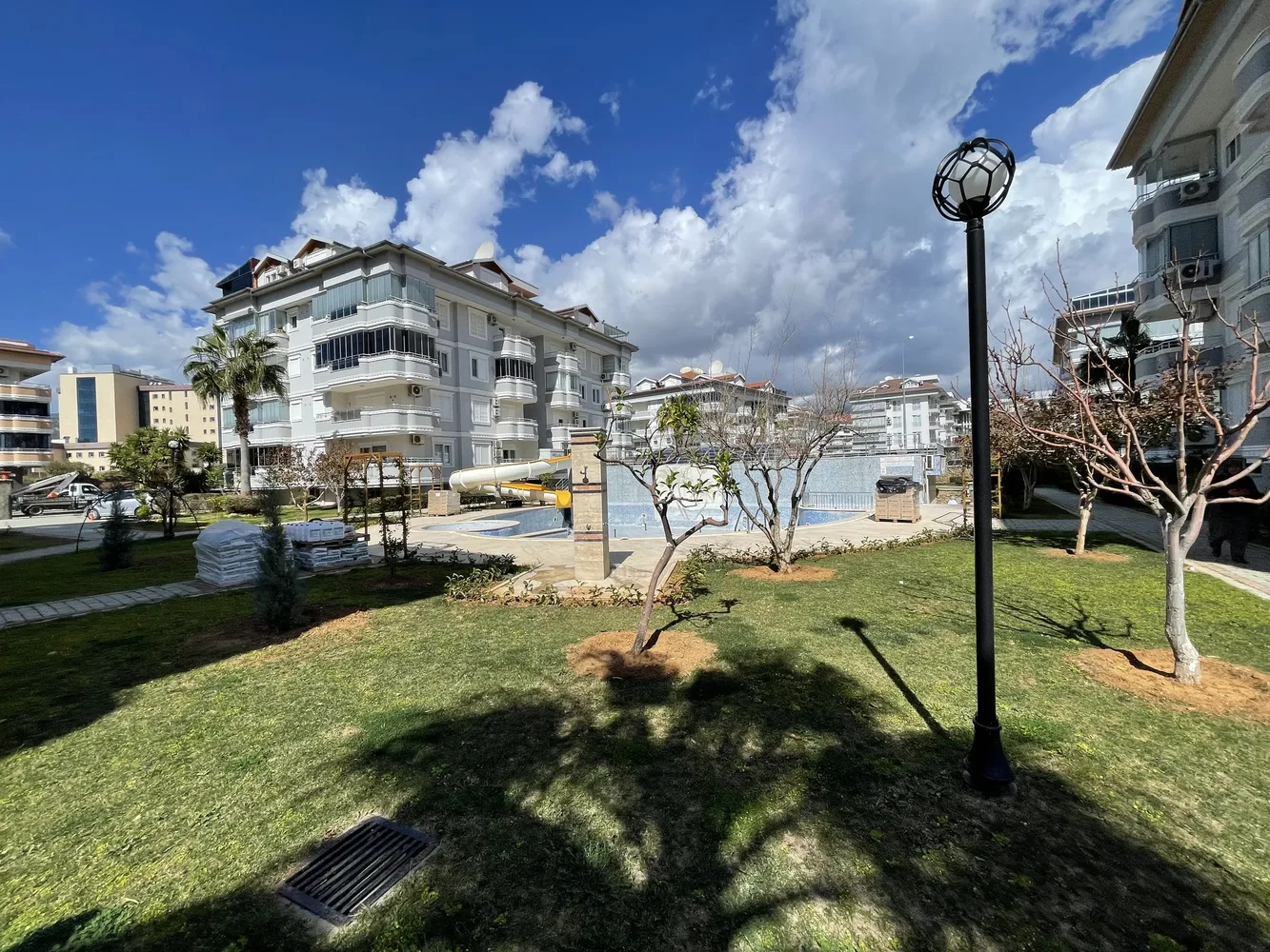 OBA CROWN 3 Exterior - 21